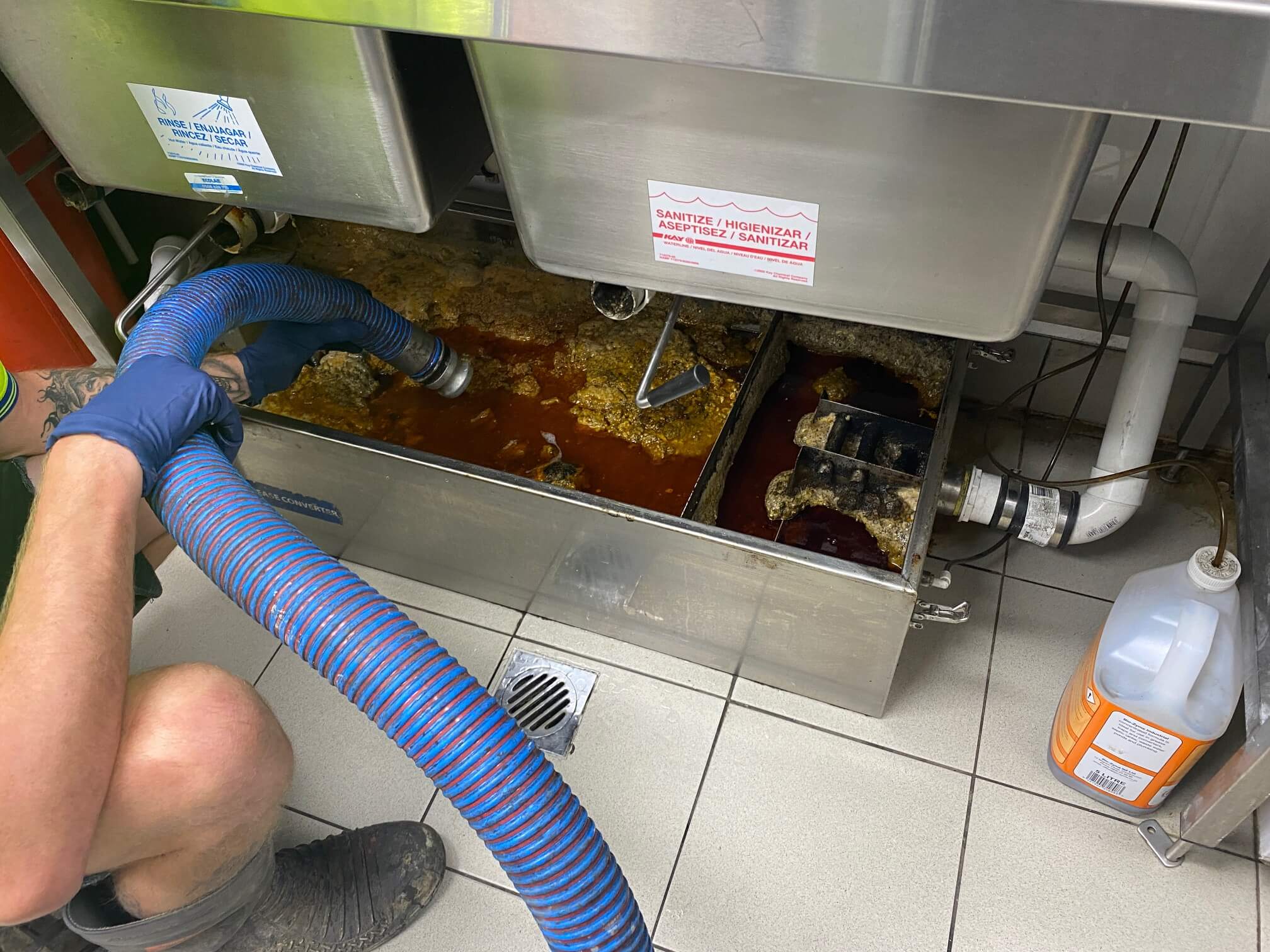 Grease Trap Cleaning in Pratt